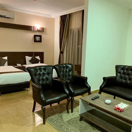 Ream Hotel Amman Eksteriør bilde