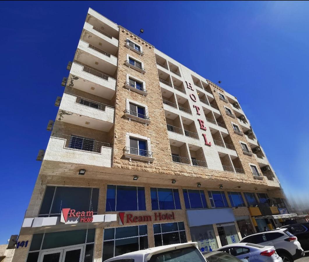 Ream Hotel Amman Eksteriør bilde