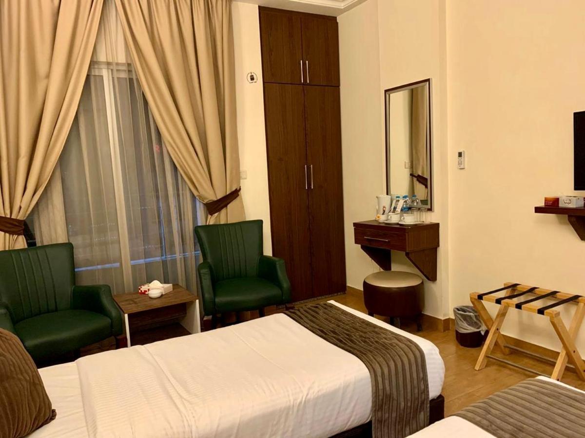 Ream Hotel Amman Eksteriør bilde