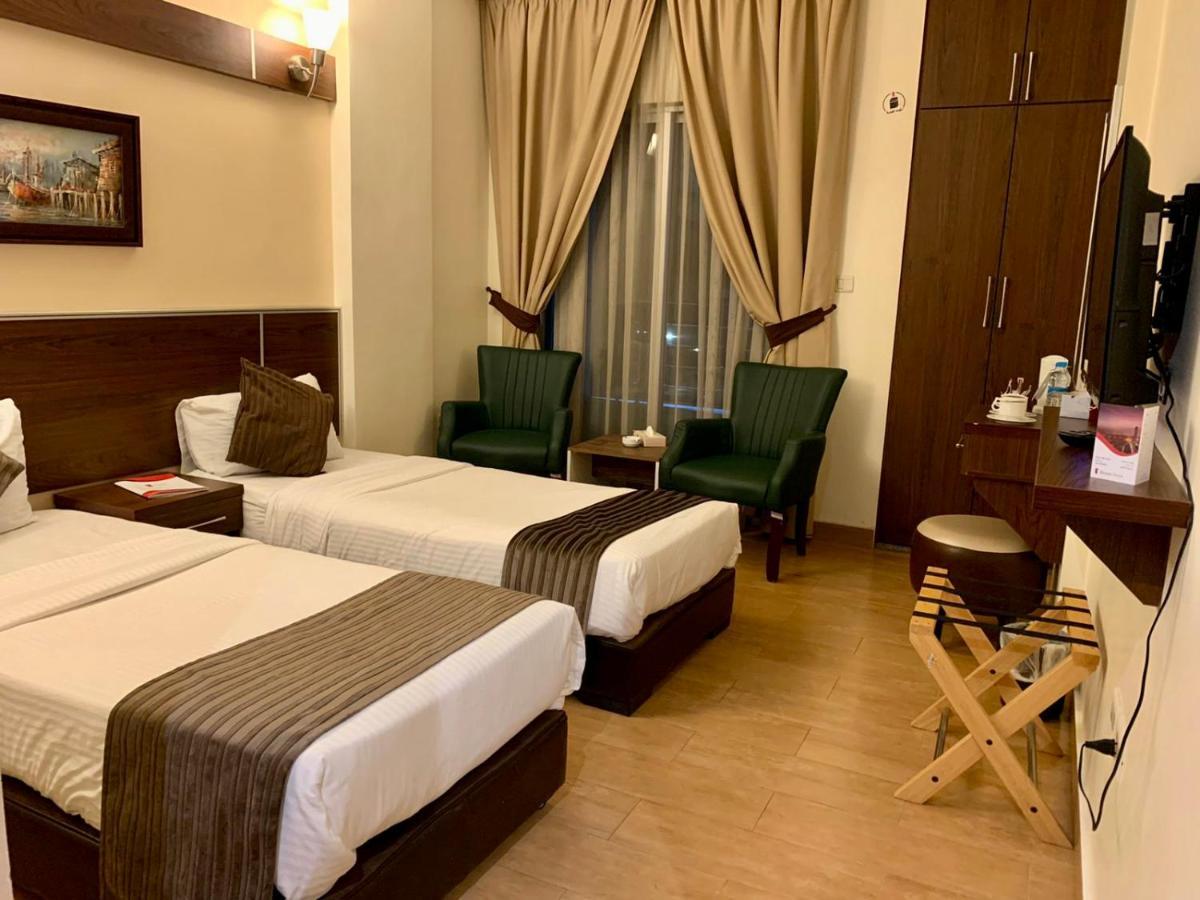 Ream Hotel Amman Eksteriør bilde
