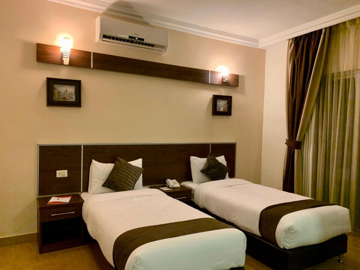 Ream Hotel Amman Eksteriør bilde