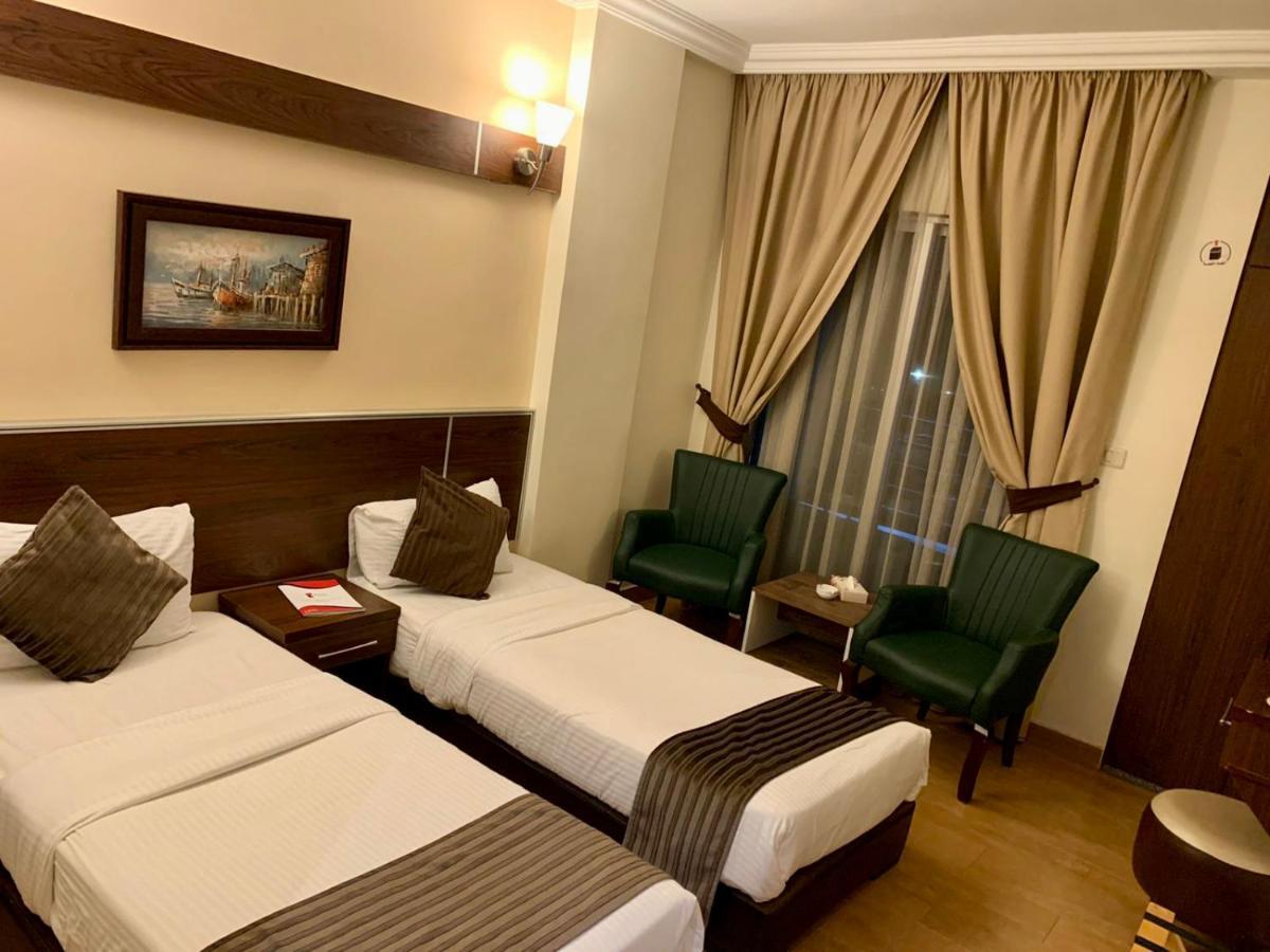 Ream Hotel Amman Eksteriør bilde