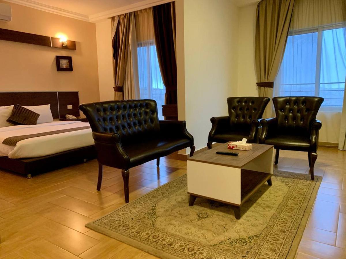 Ream Hotel Amman Eksteriør bilde