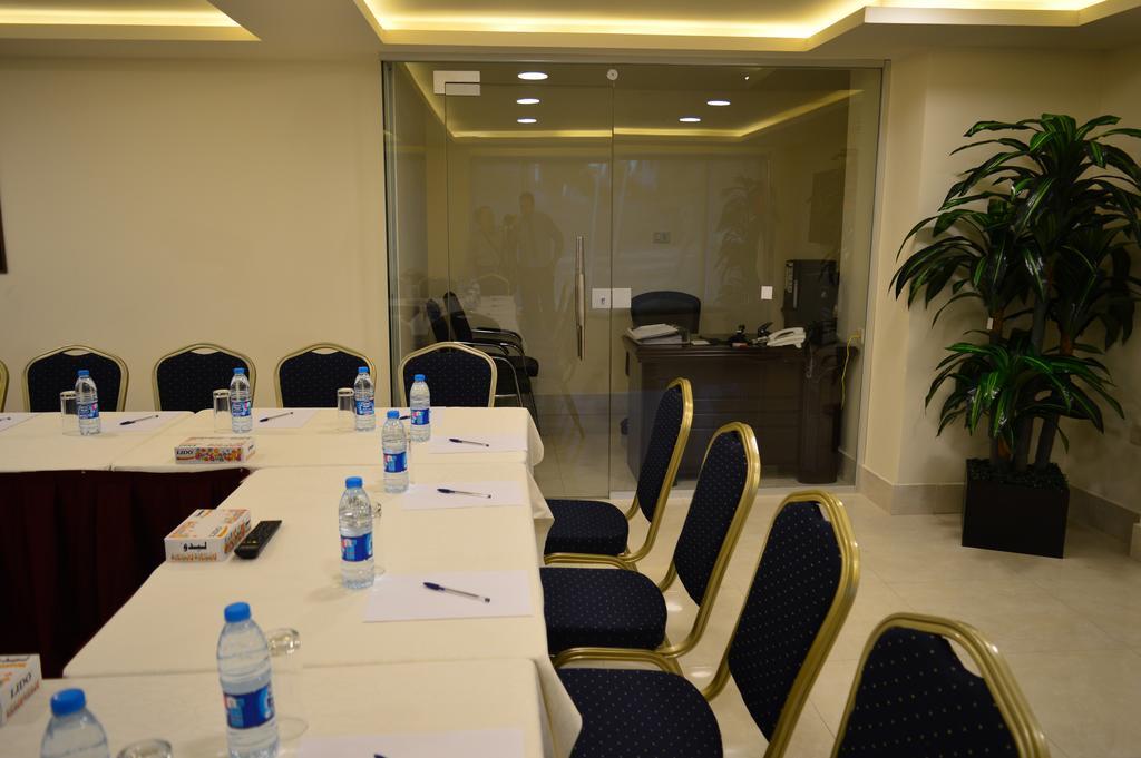 Ream Hotel Amman Eksteriør bilde