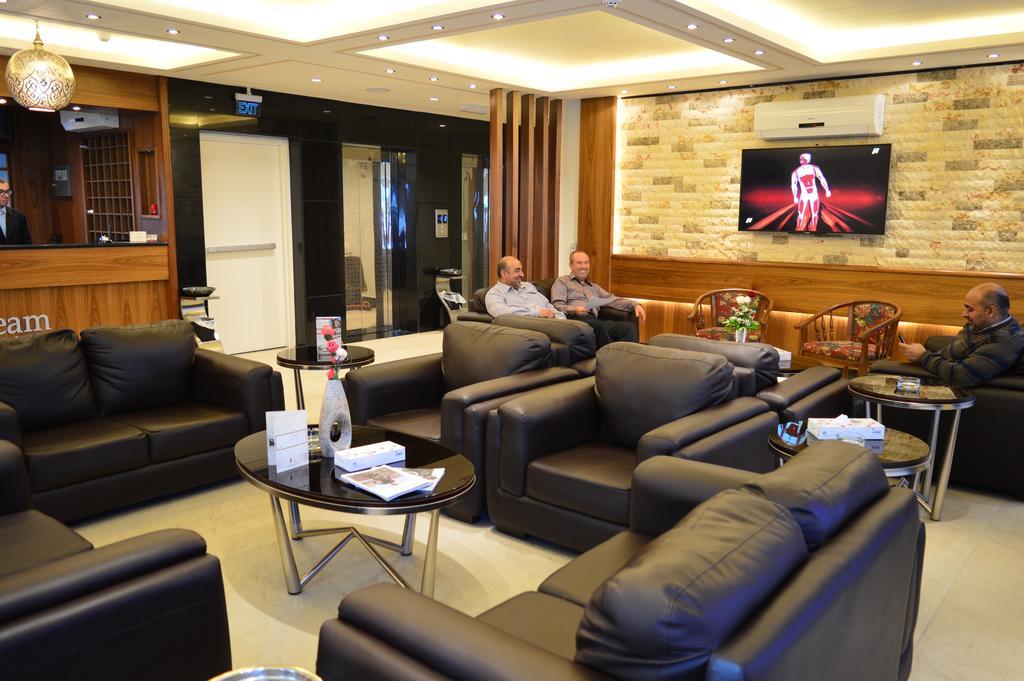 Ream Hotel Amman Eksteriør bilde