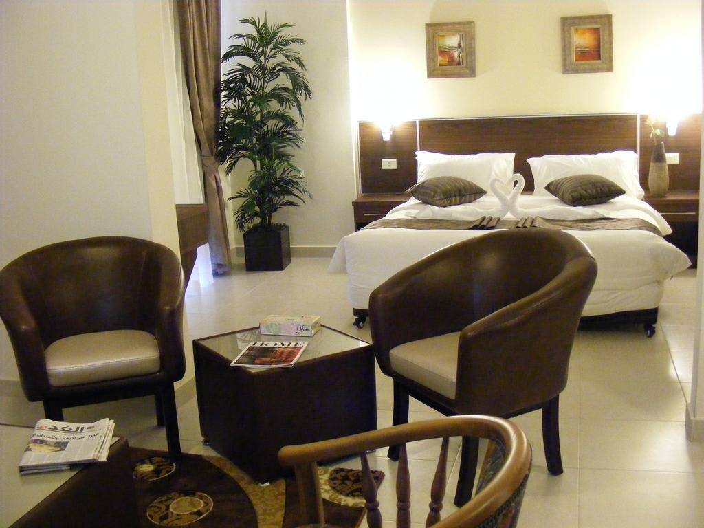 Ream Hotel Amman Eksteriør bilde