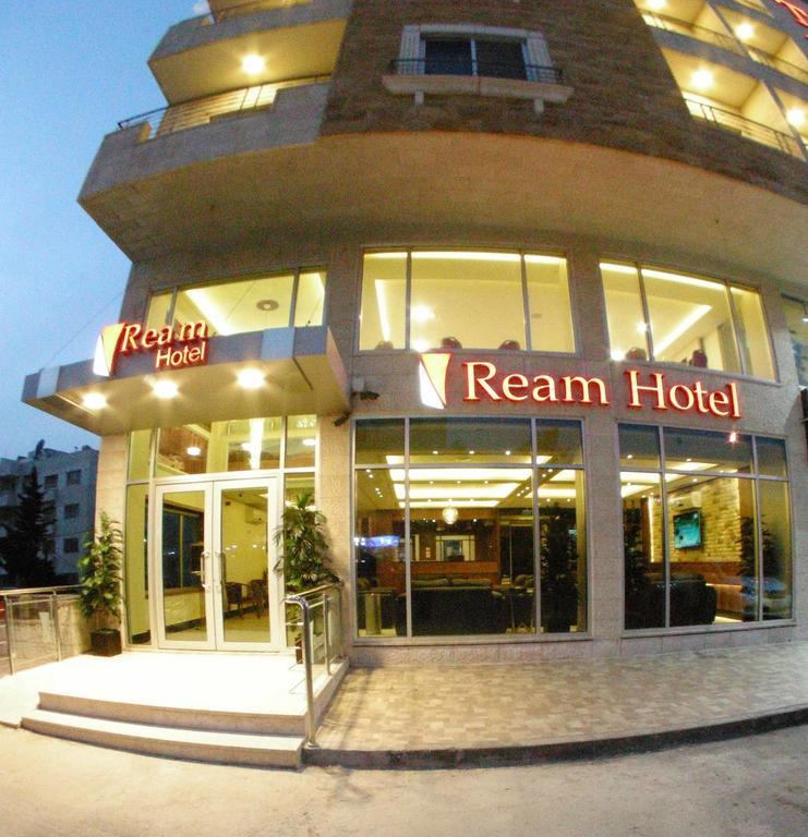 Ream Hotel Amman Eksteriør bilde