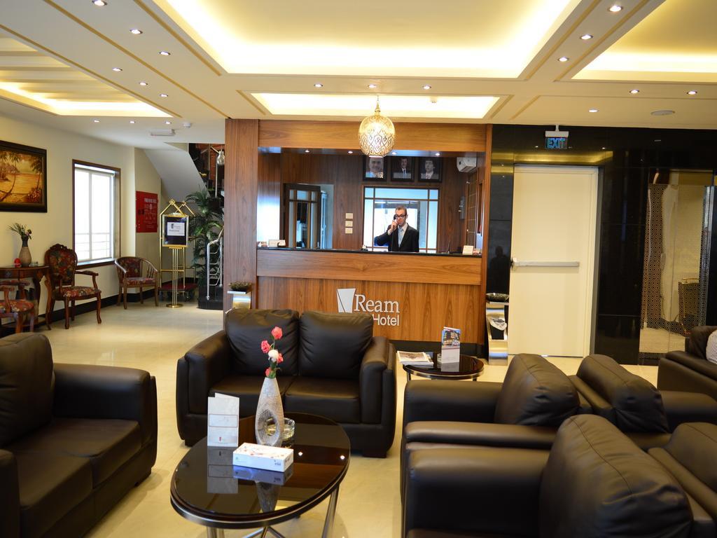 Ream Hotel Amman Eksteriør bilde